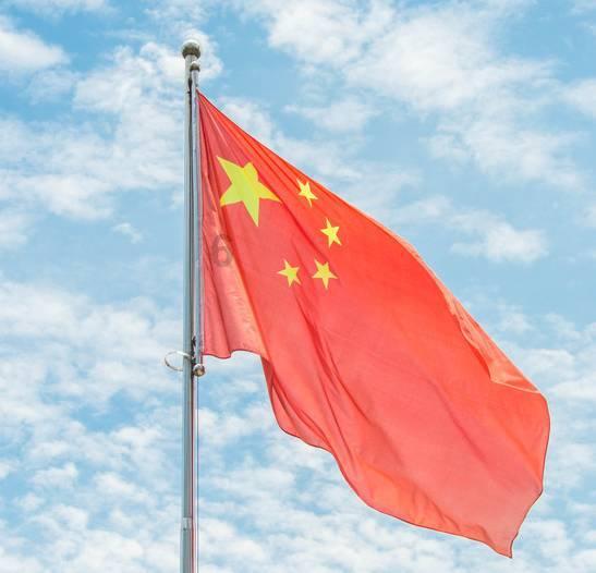 探讨分享,尽在比亚迪F三钥匙一打开来灯就亮是什么问题?!